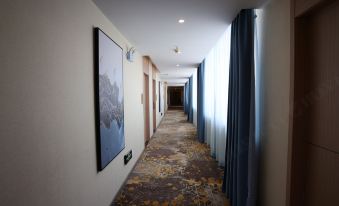 Longqiao Hotel (Yichang Yiting Three Gorges Airport)