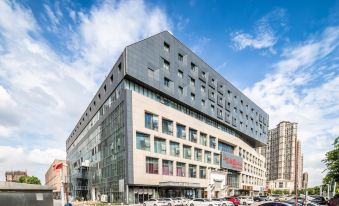 P & E Hotel (Wuxi New District Xinzhicheng)