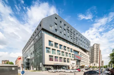 P & E Hotel (Wuxi New District Xinzhicheng) Hotel berhampiran Xincheng Central Park