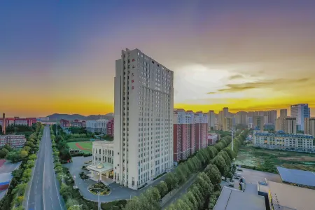 Zhushan Hotel Отели рядом с достопримечательностью «Tangdao Bay Coastal Park»