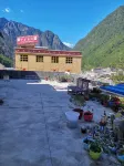Zhayu Mingzhu Business Hotel Hotels in Zayu