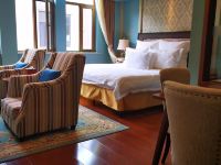 红海滩沁温泉 - 高级大床房