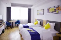 7Days Inn Hotel (Deqing Yuyue) Отели рядом с достопримечательностью «Храм Чу Хэянь»