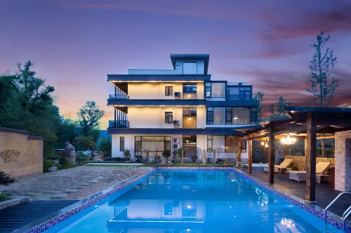 Anji That Sea · Hot Spring Resort Premium Private Residential Stay (Yucun Liangshan Branch) - สระว่ายน้ำส่วนตัว