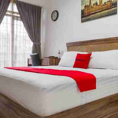 RedDoorz Plus Near Sukajadi 2 Rooms