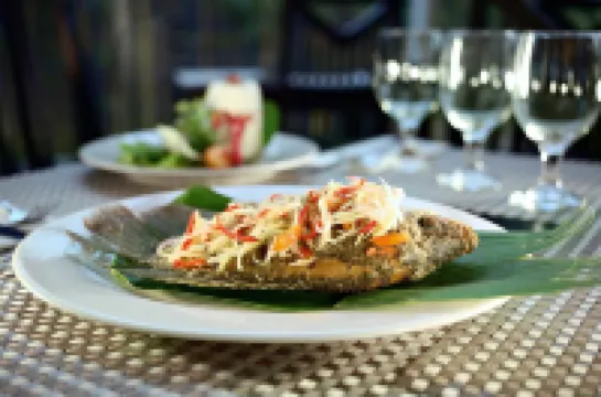 Quest Hotel Darmo - Surabaya by Aston Hotels in Tegalsari