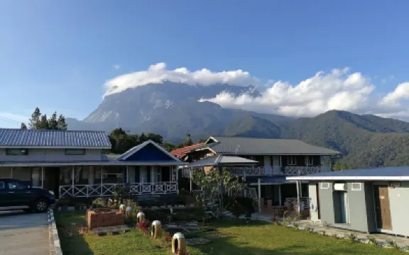 シーザーズ プレース Gereja SIB Pekan Kundasang周辺のホテル