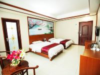 东方宝隆商务酒店 - 豪华标准双床房