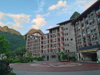 Bama Longtai Hotel（Longevity Village Branch）