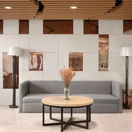 Jinyue Shanglv Boutique Hotel (Chongqing Times Paradise Walk) Отели рядом с достопримечательностью «Чунцин Цзян и Улицы и начальная школа»
