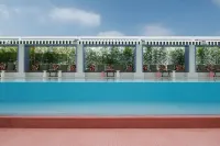 Mondrian Seoul Itaewon - Rooftop Pools