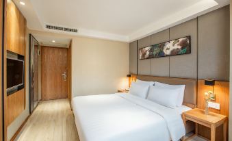 Homeinn Hotel (Guiyang Railway Station Hongtongcheng Shopping Center)