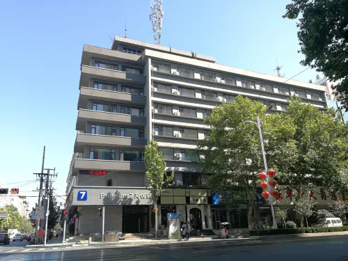 7Days Inn chain hotel (Zhumadian Railway Station)