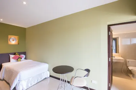 Chateau de Sukhumvit Отели рядом с достопримечательностью «Regent Home 9 Condo»