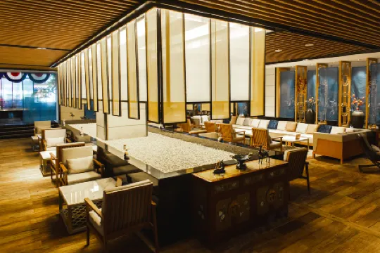 Ethnic Garden International Hotel Отели рядом с достопримечательностью «Yanbian University(Hunchun Campus)»