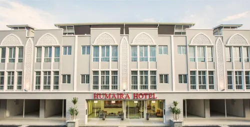 Humaira Hotel Hotels in Kusial
