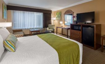 Best Western Harbour Inn  Suites