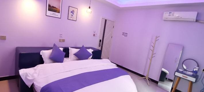 Xionghui Hotel Hotel di Liping