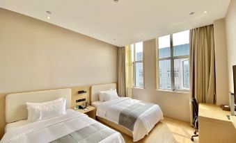 Xinxin Hotel (Linyi Longtan Road)