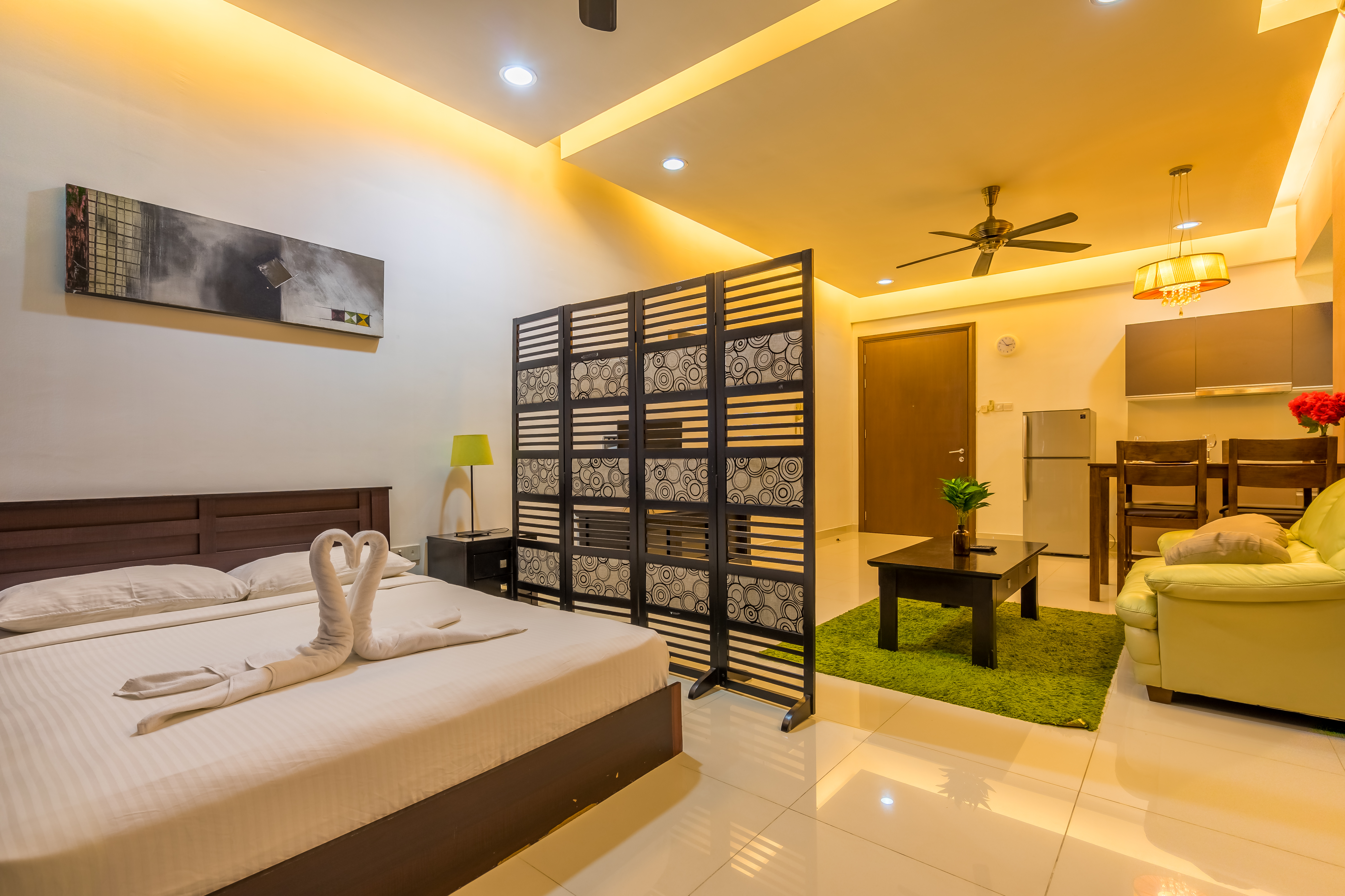 Regalia Residence @ KLCC View Sky Pool by MC