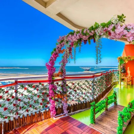 Yingkou wanke happy multi Sea View Apartment