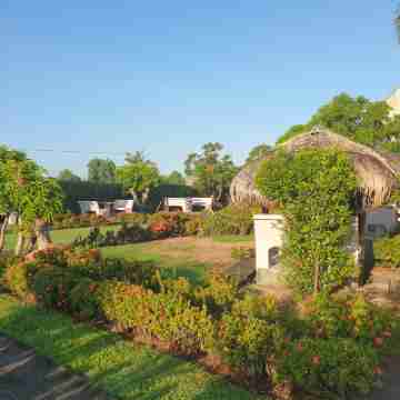 Mayon View Garden Apartelle Sa Bukid Hotel Exterior