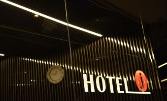 Hotel-J