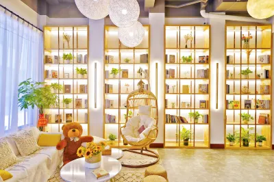Fanshe Xiaozhu Homestay (Beihai High-Speed Railway Station)