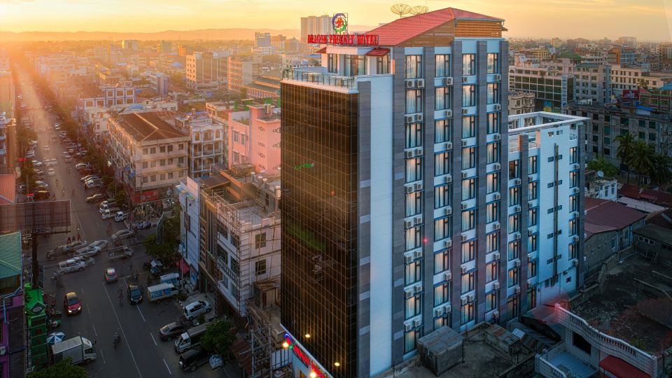 Dragon Phoenix Hotel