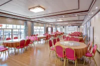 Yangchun Yunshan Green Lake Hot Spring Homestay