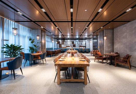 라이브포추나 호텔 인테리어