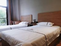 上海牧格假日酒店 - 零压标准双床房