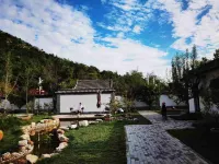Moon cottage Hotel in zona Yongning Ancient City Wall Relic Site