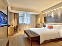 和颐至尊酒店(杭州西湖湖滨步行街店) - 至尊智能高级大床房