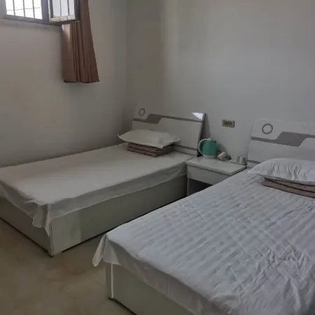 Jiaocheng Xiyingli New Hotel