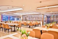 Homeinn Plus Hotel (Qingdao Licun Subway Station Pedestrian Street)