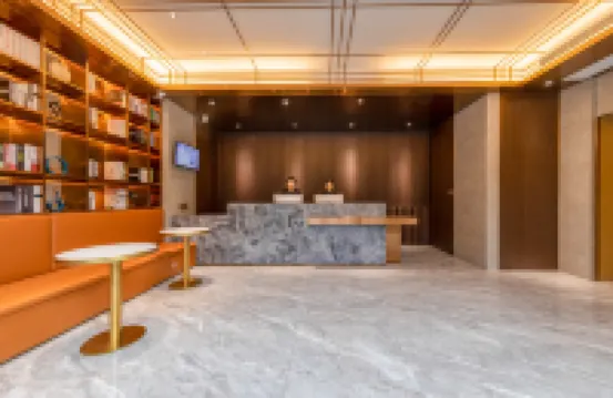 Poltton International Apartments (Yangjiang Donghuicheng Plaza)