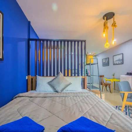 The Artist Residence Отели рядом с достопримечательностью «Торговый Центр Сория»