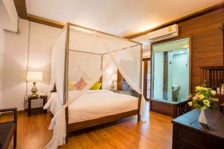 Night Bazaar Inn Отели рядом с достопримечательностью «S.W.A.T Chiang Mai»