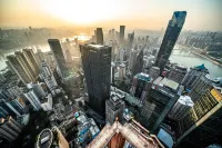 鄰度丨高空江景·LD雲端設計師酒店（重慶解放碑步行街洪崖洞店） 鄰近筷子街啤酒飲料批發部的酒店