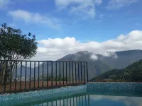 Yi Shuang Ren Hostel - Pools