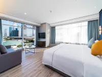 SPRING COMMERCIAL HOTEL(Shenzhen Nanshan Tianli Mingcheng Branch) Hotels near Poly Theatre