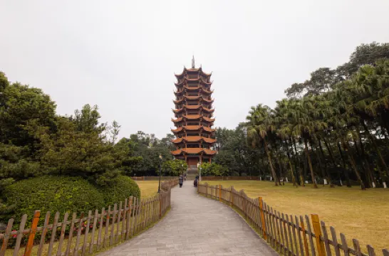 Lehu Hotel (Chongqing Jiangbei International Airport store) Отели рядом с Аэропорт Цзянбэй