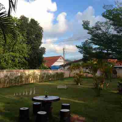 โอโย 1057 รีแลกซ์ รีสอร์ท Hotel Exterior