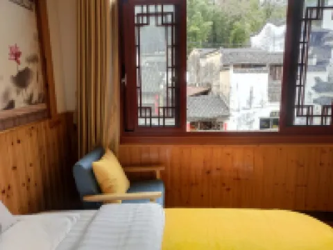 Brook Hotel - Inns