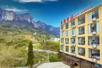Xinhan Hotel Hotels near Yulong Crevice