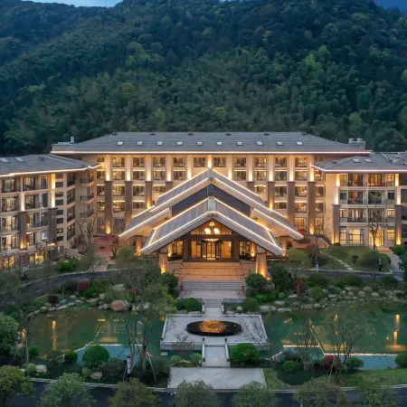 Lushan Maison New Century Resort Hotel