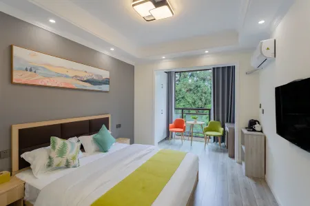 Hongya Qili Pingshan Zhongyige Hotel Отели рядом с достопримечательностью «Gaomiao Ancient Town»