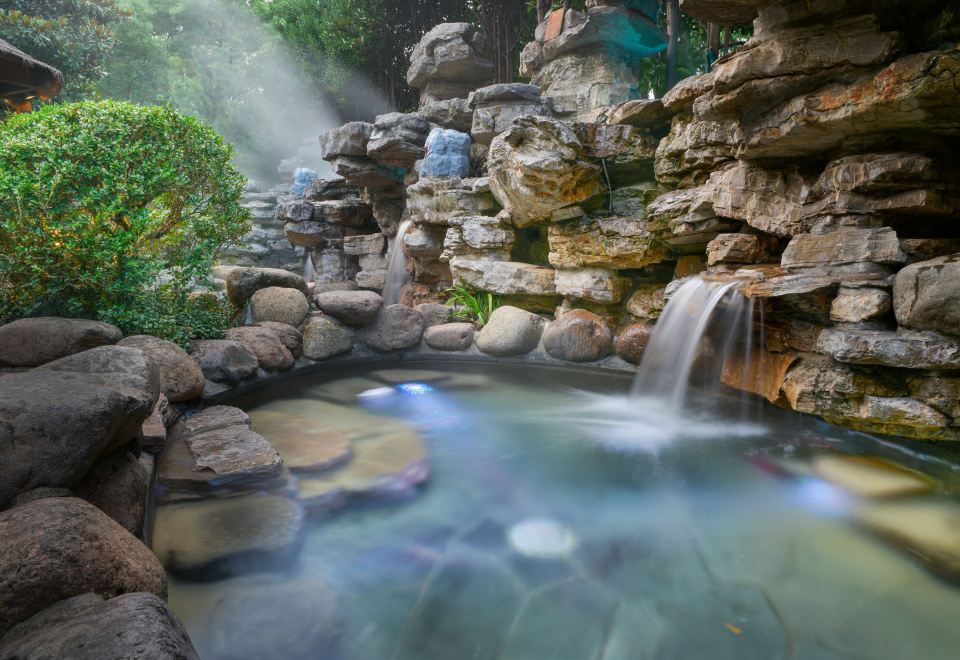 3. 스콜라 슈산 핫..