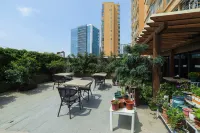 Cade Hotel (Nan'an Huahui Plaza)
